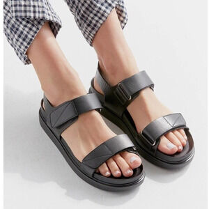 Vagabond Erin Black Double Strap Sandal Size 41